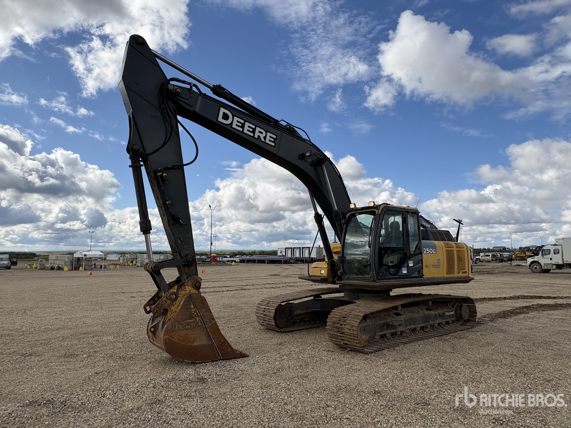2012 John Deere 250G LC