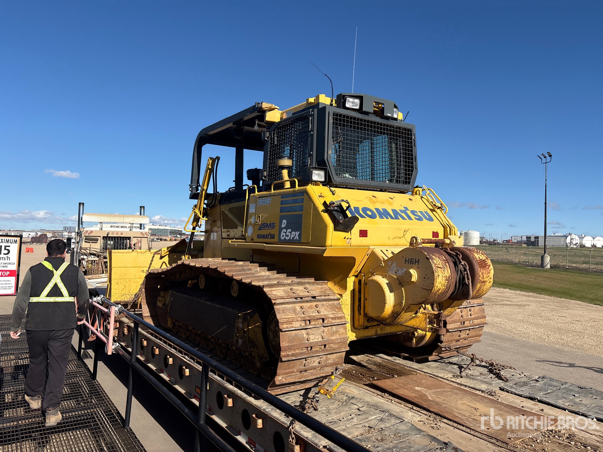 2015 Komatsu D65PX-17