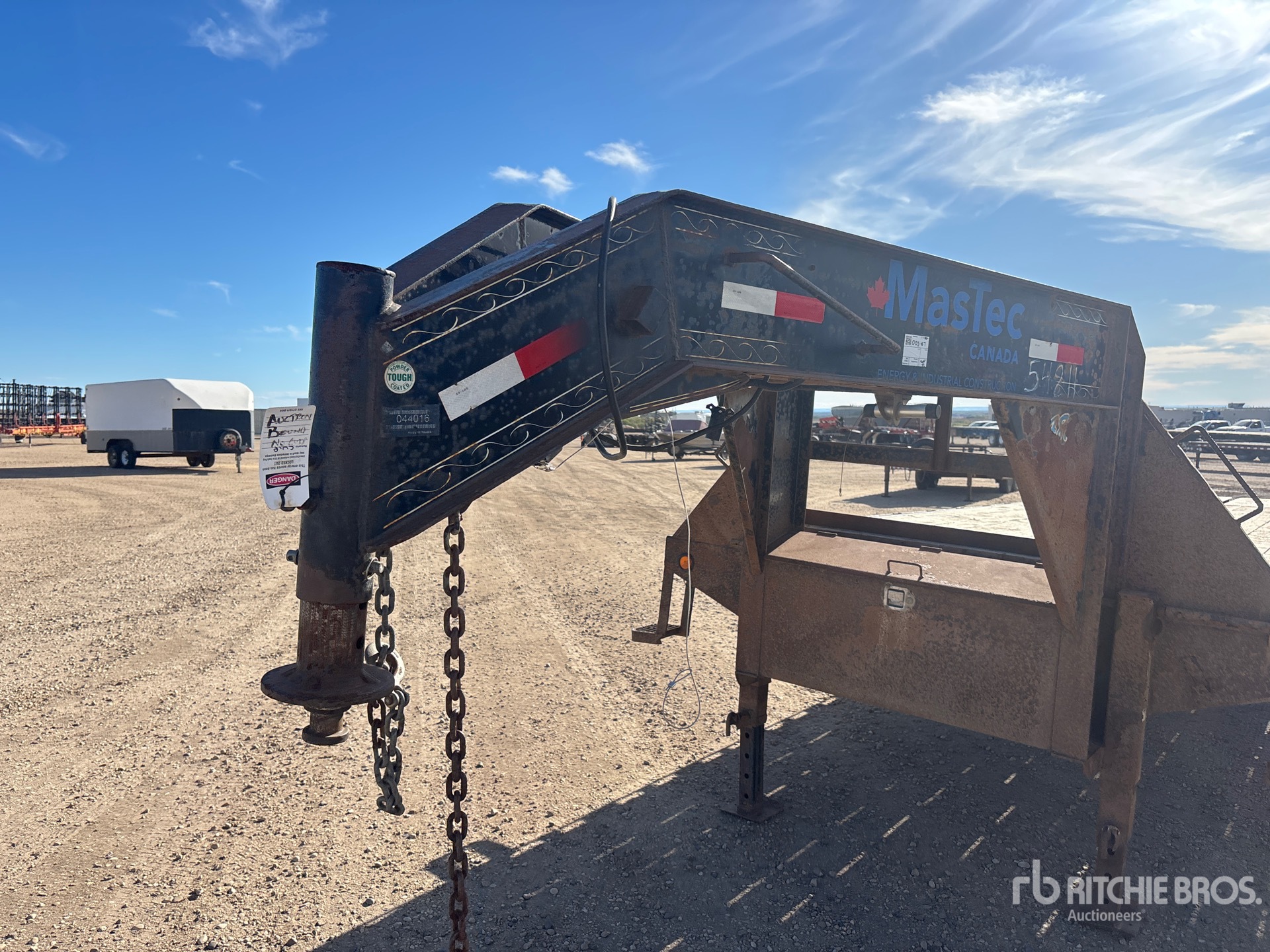 2013 Load Trail 30 ft T/A Gooseneck