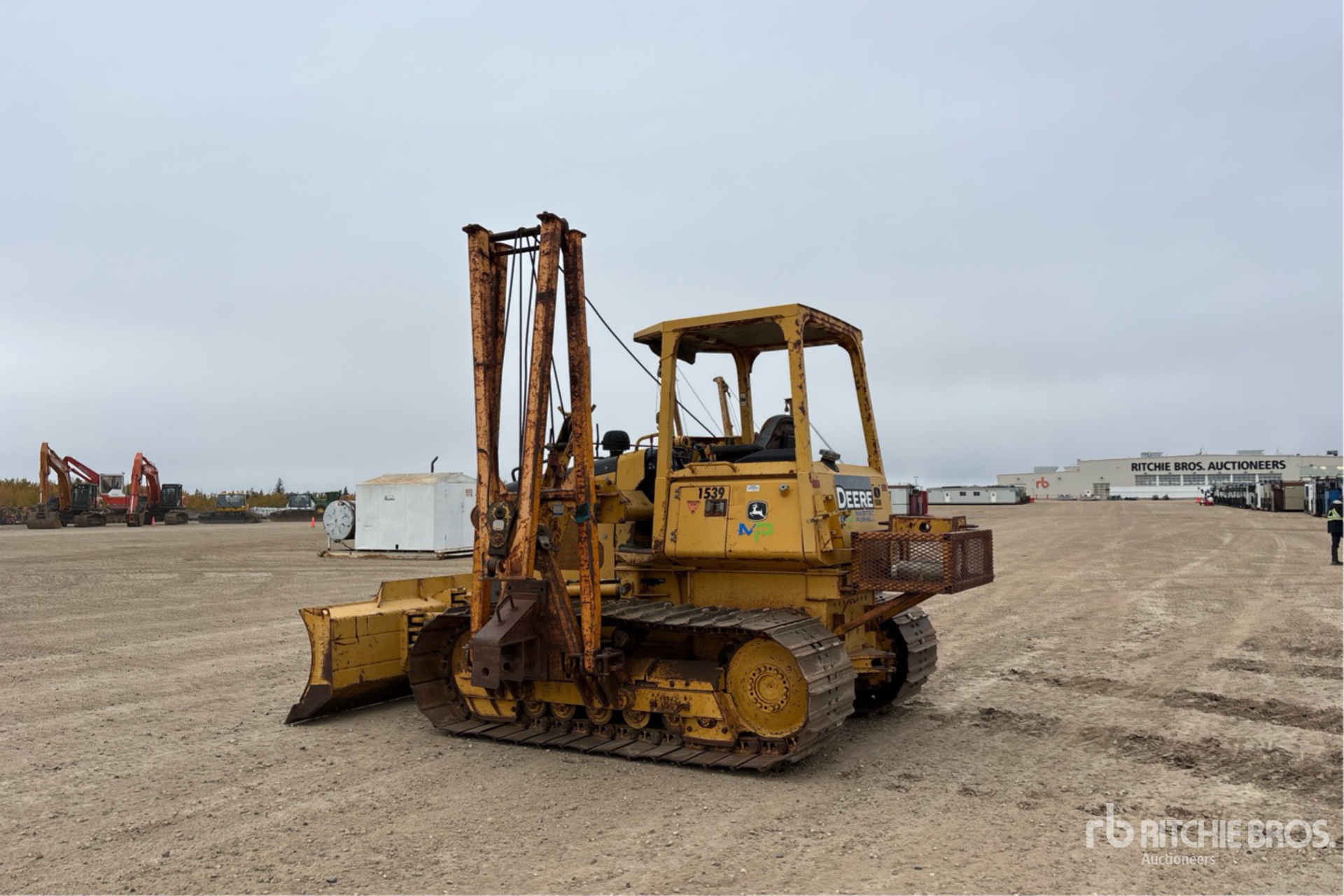 2003 John Deere 650H LGP