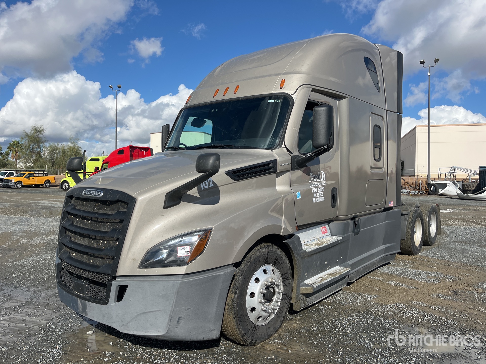 2021 Freightliner CASCADIA 126