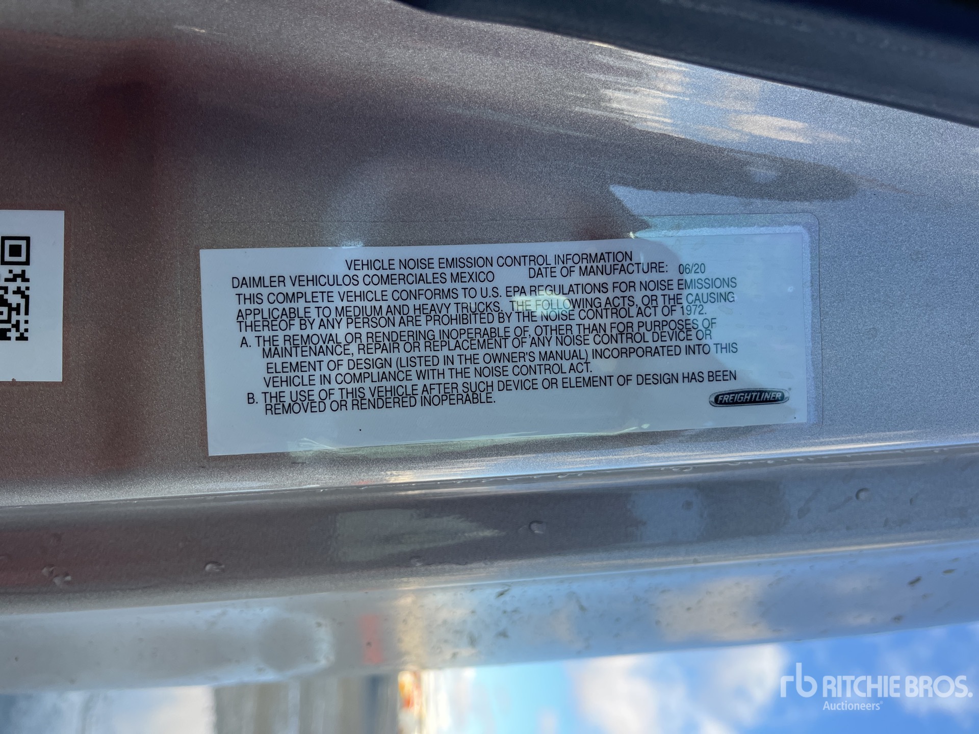 2021 Freightliner CASCADIA 126