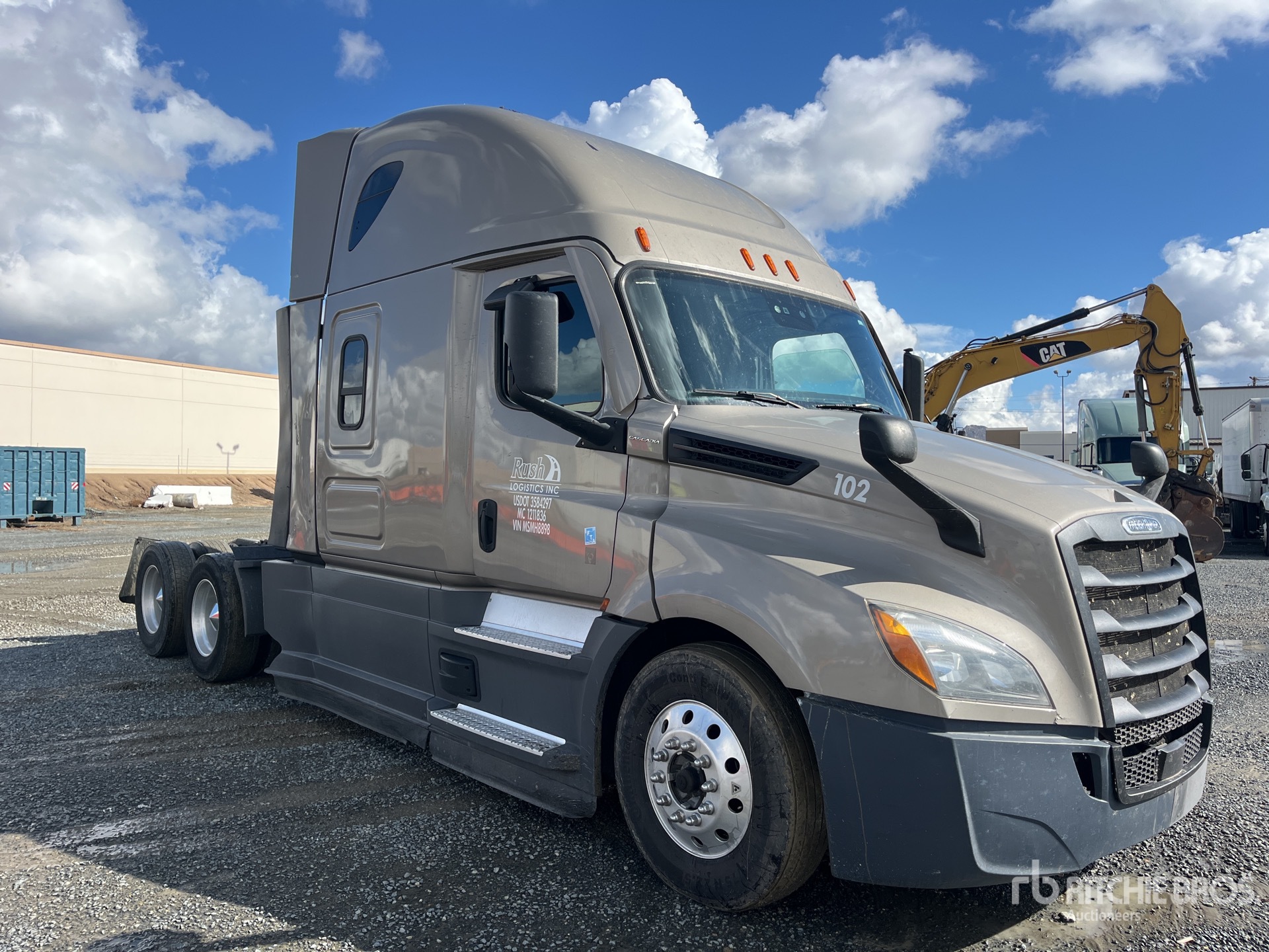 2021 Freightliner CASCADIA 126