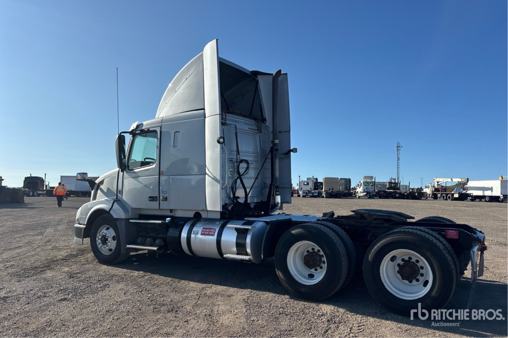 2014 Volvo VNL