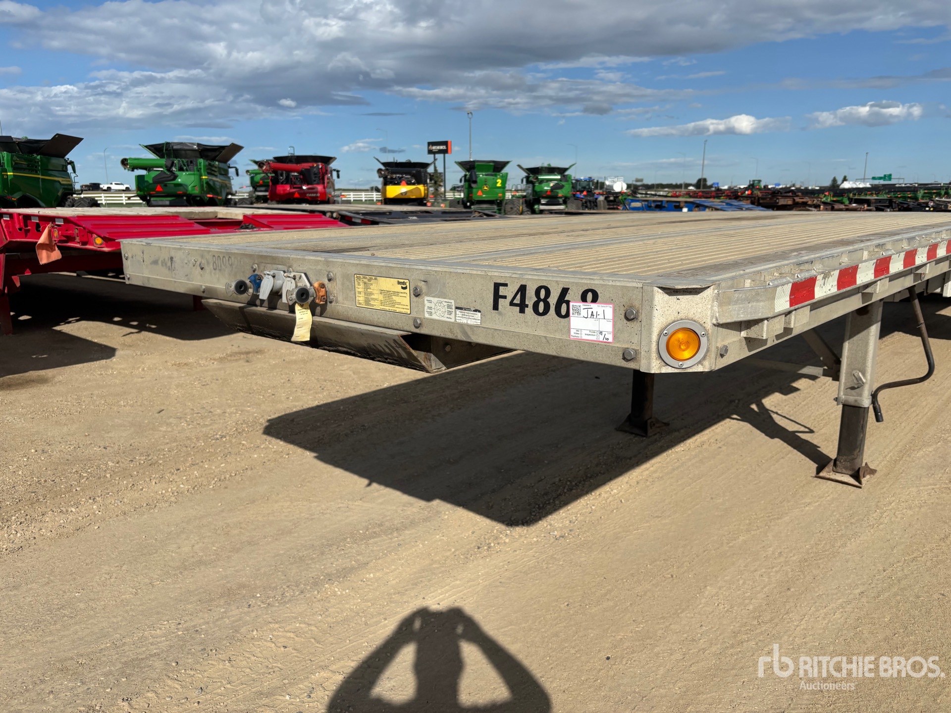 2019 Reitnouer 48 ft T/A Spread Axle