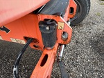 Hydraulics with Frame Leveling Cylinders