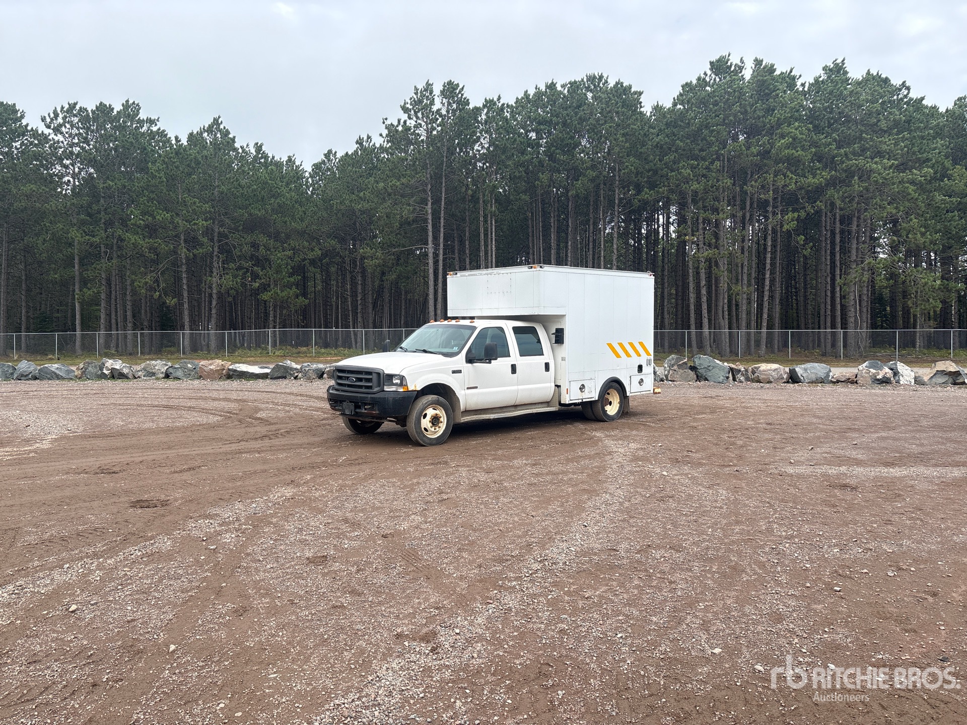 2004 Ford F-550