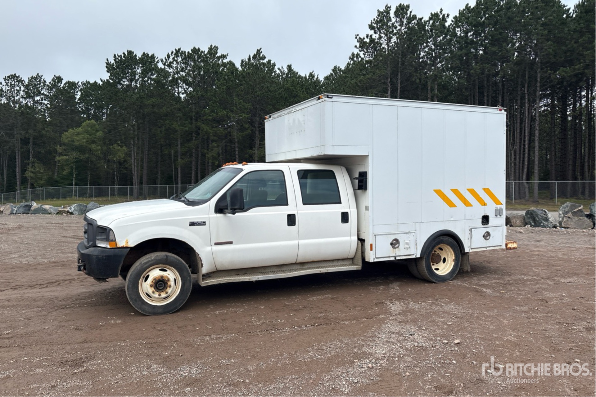 2004 Ford F-550