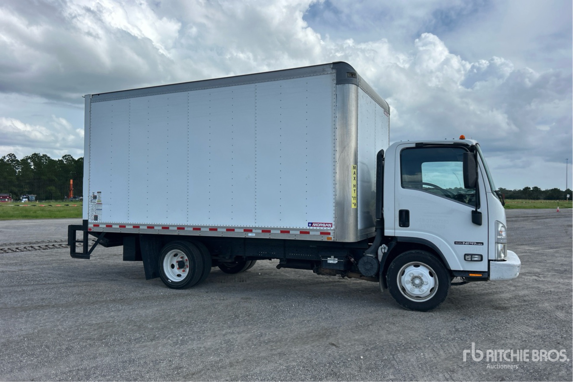 2019 Isuzu NPR