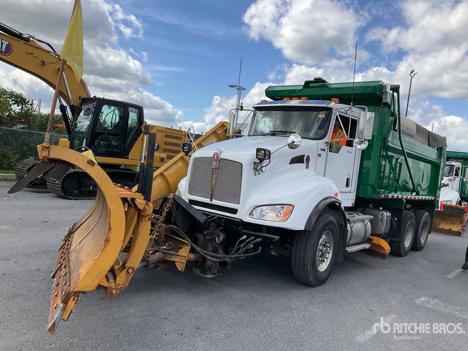 2019 Kenworth T440