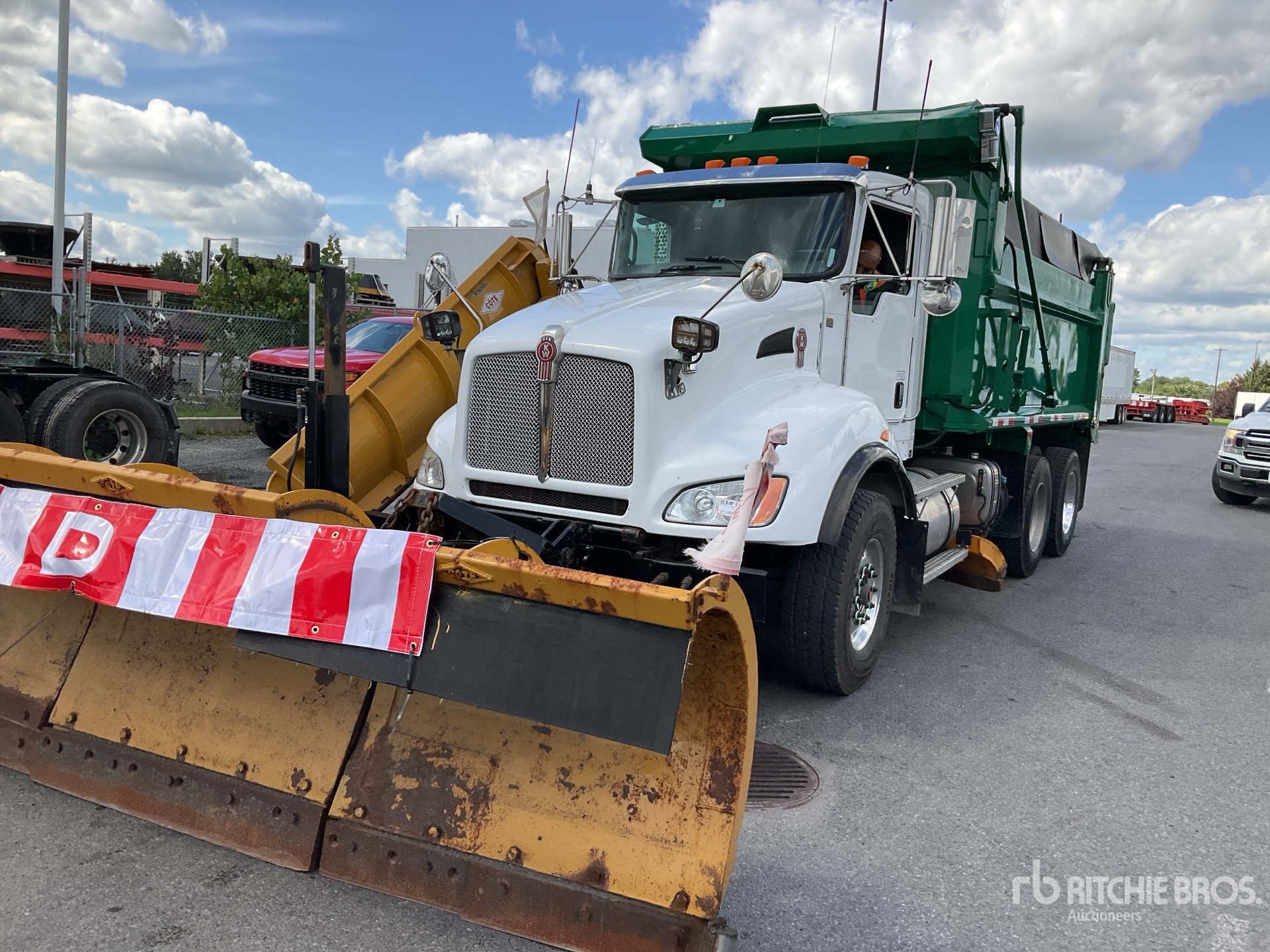 2019 Kenworth T440