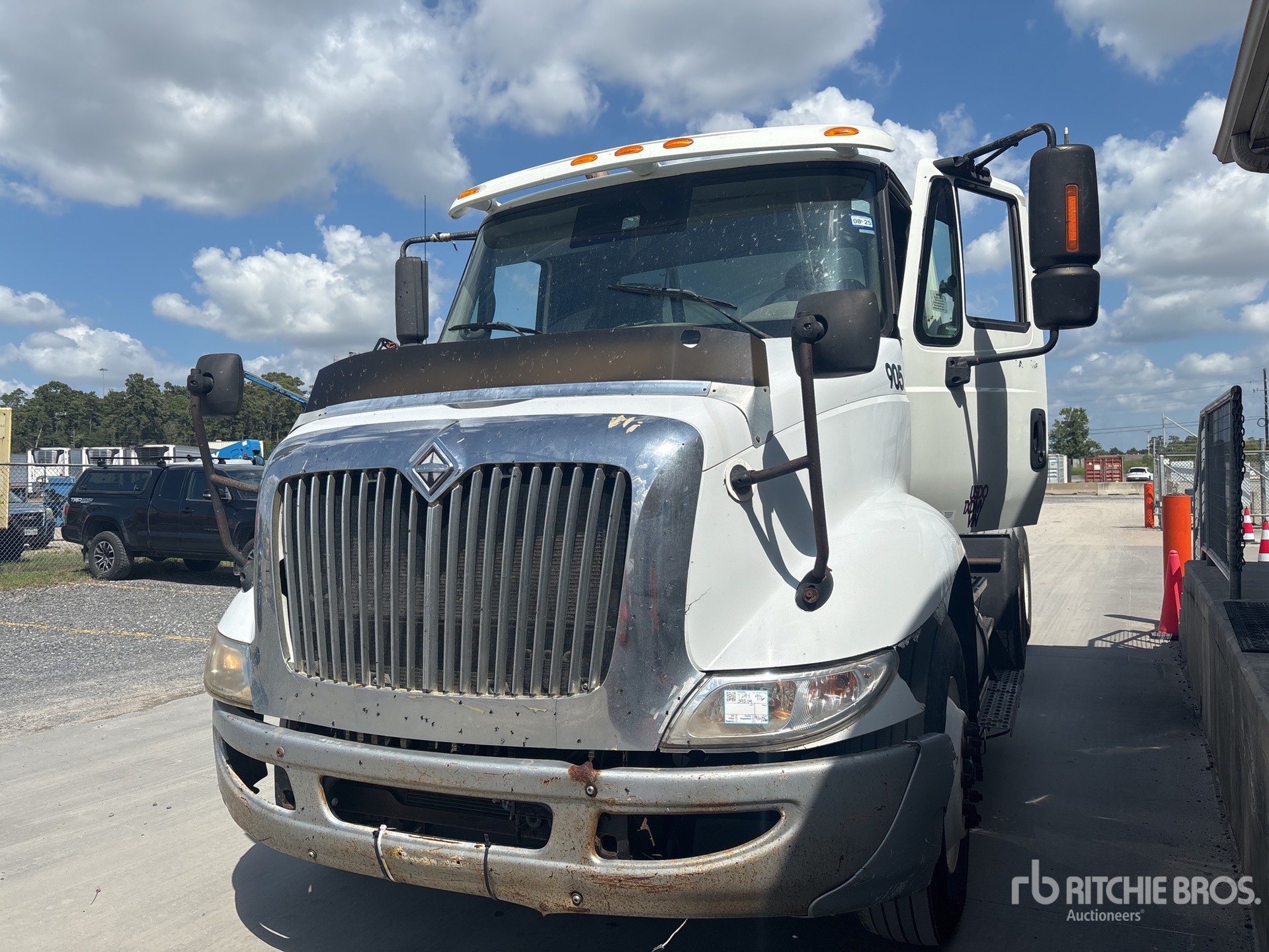 2008 International 8600