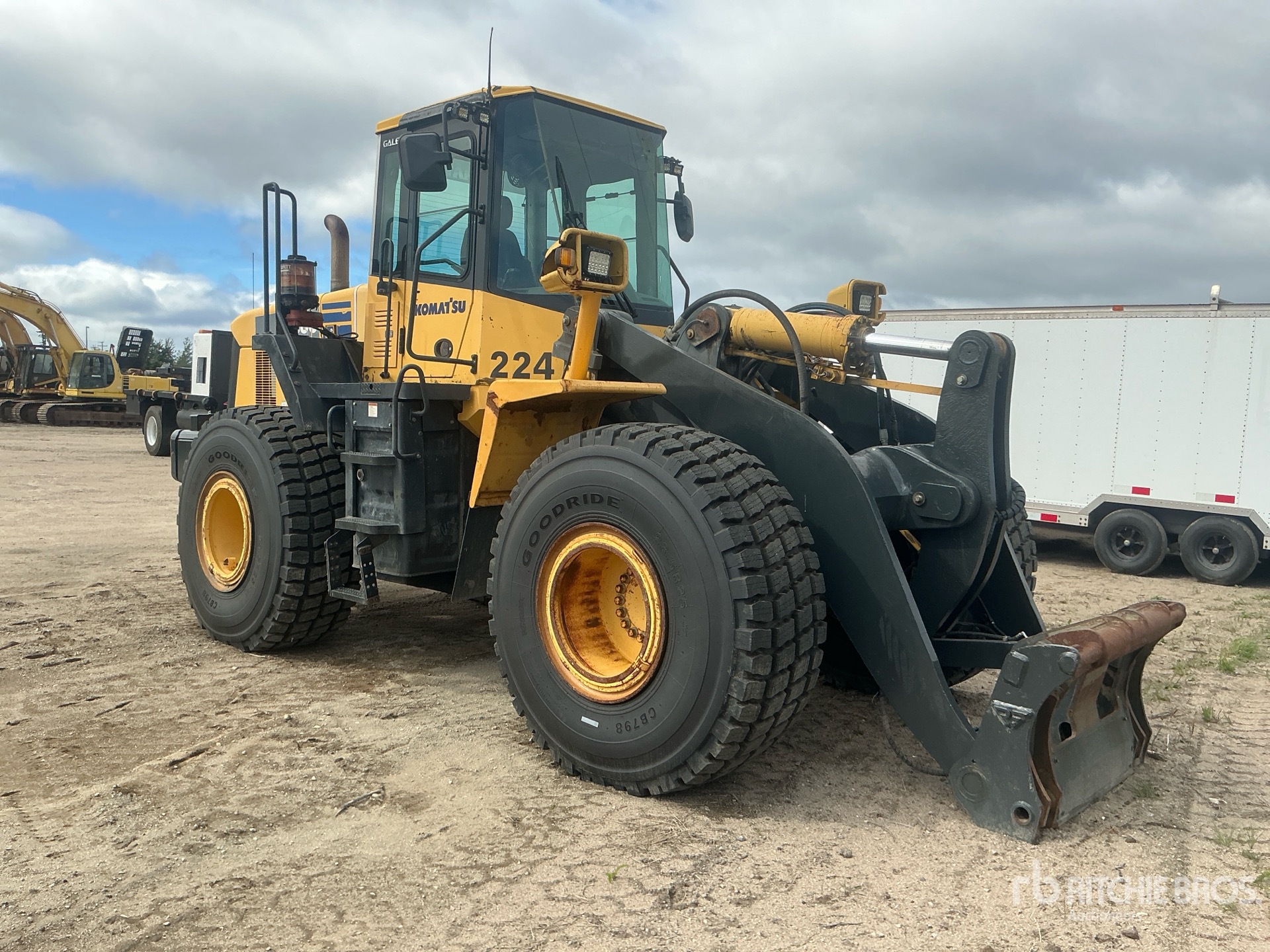 2004 Komatsu WA380-5L