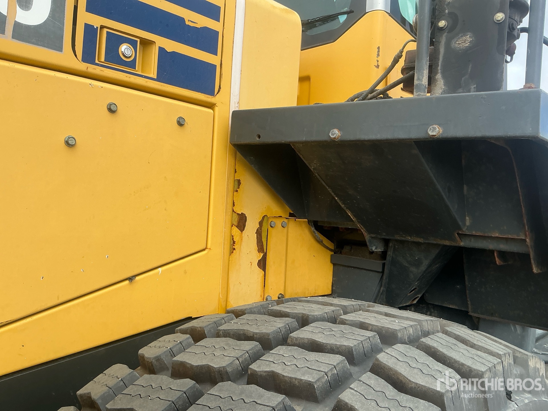 2004 Komatsu WA380-5L