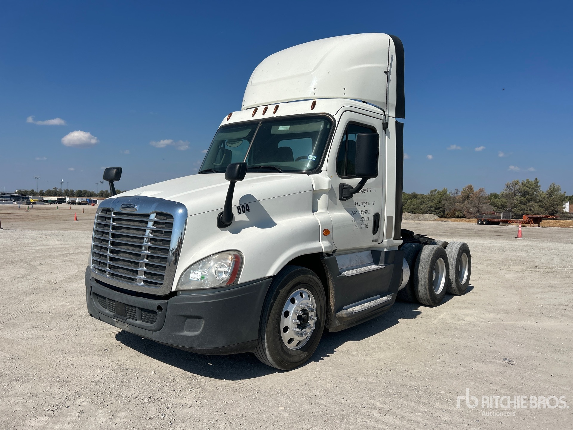 2016 Freightliner CASCADIA 125