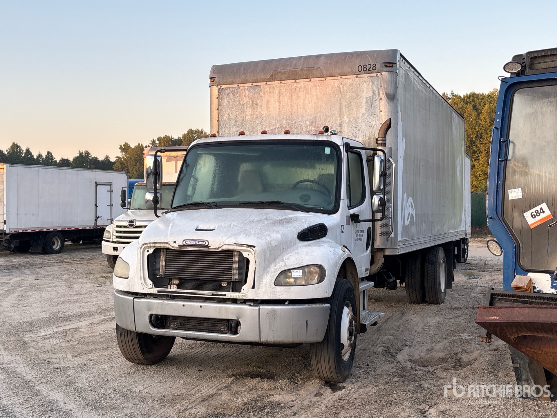 Photo of 2003 Freightliner M2 106