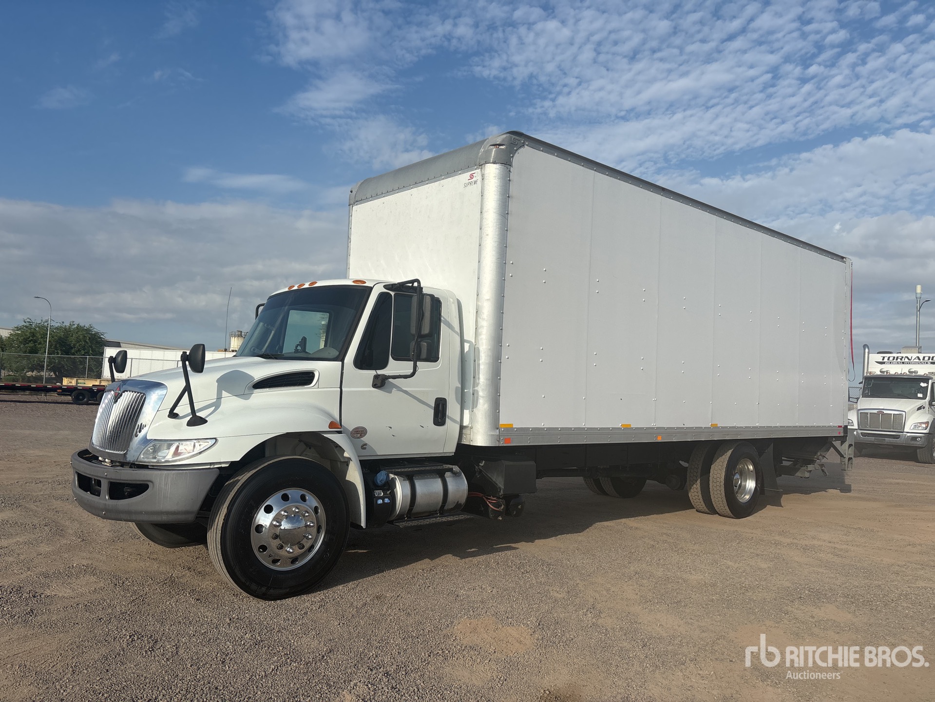 2019 International 4300 SBA