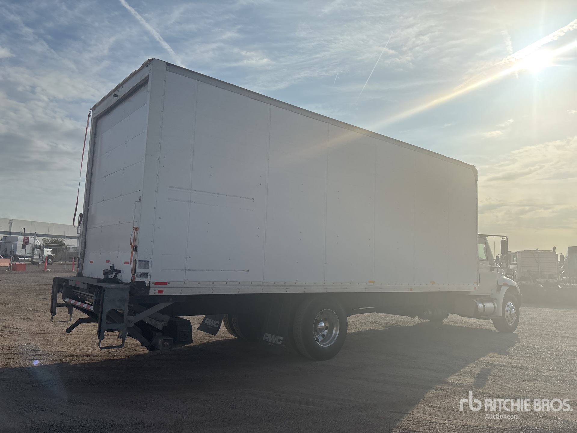 2019 International 4300 SBA