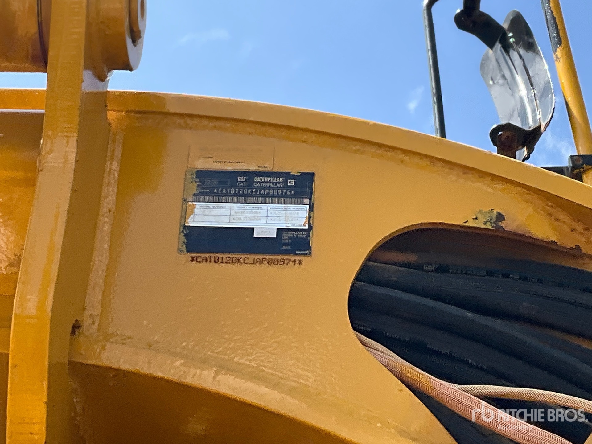 2011 Caterpillar 120K