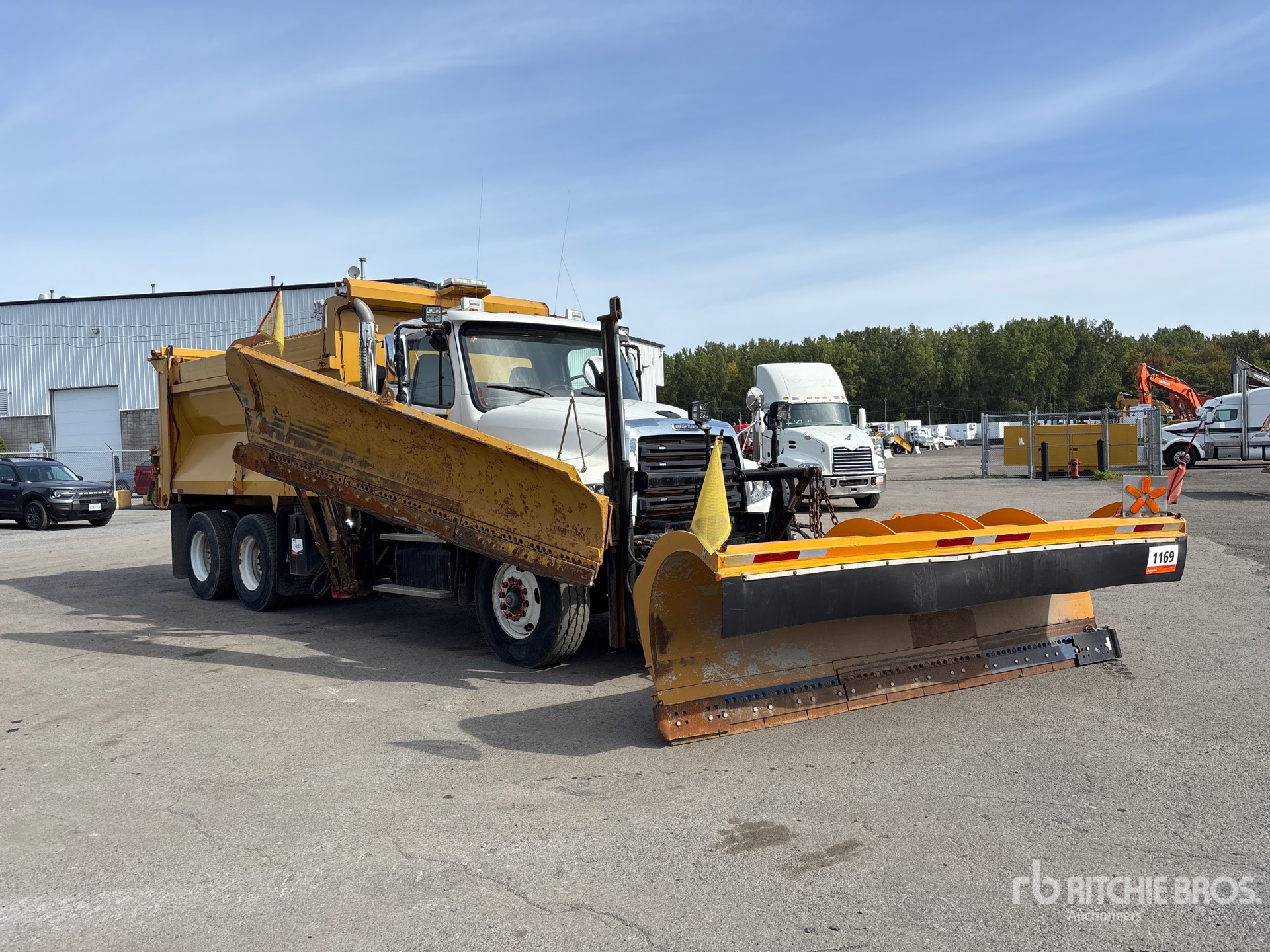 2014 Freightliner 114SD