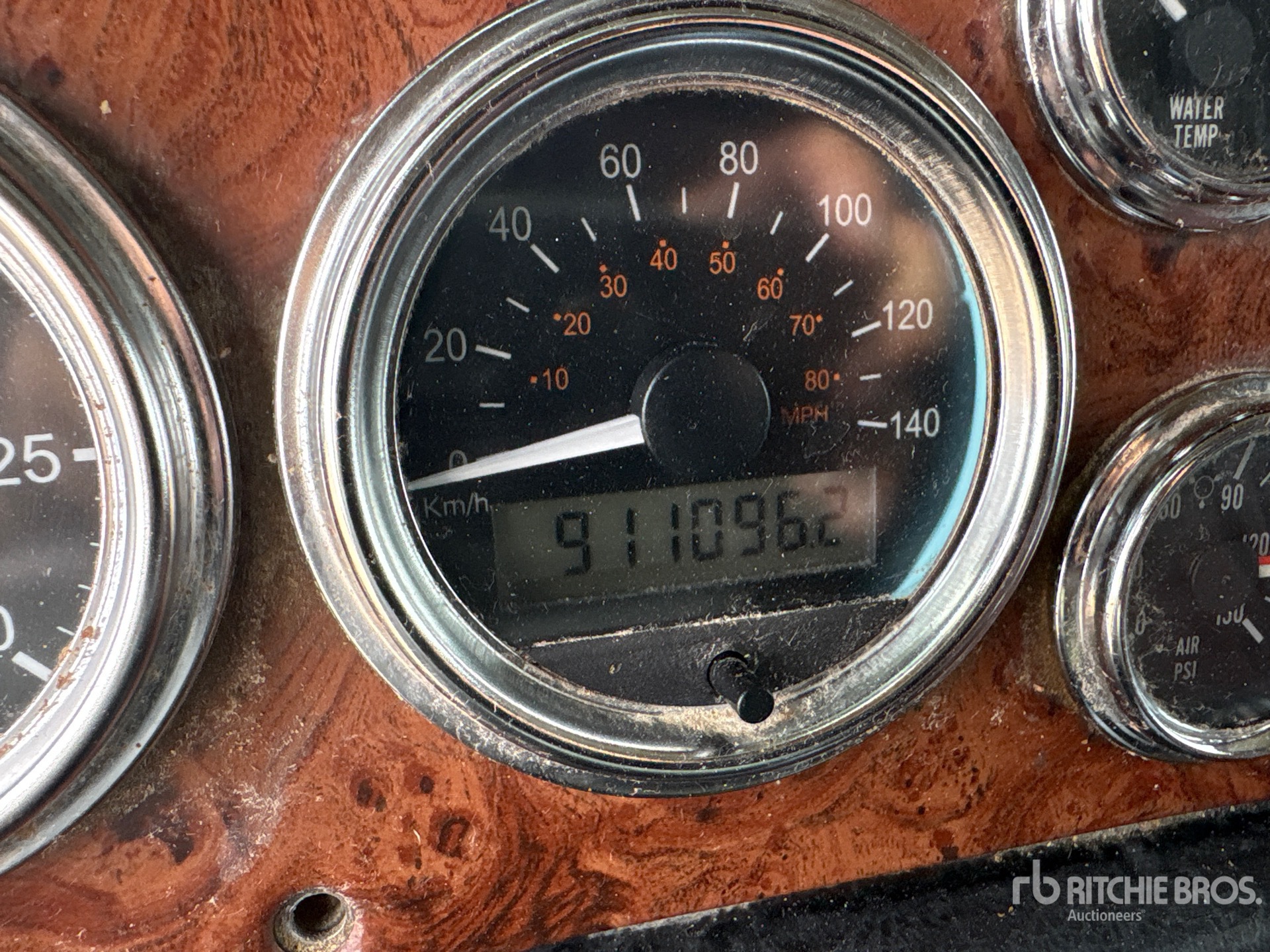 2005 Peterbilt 378