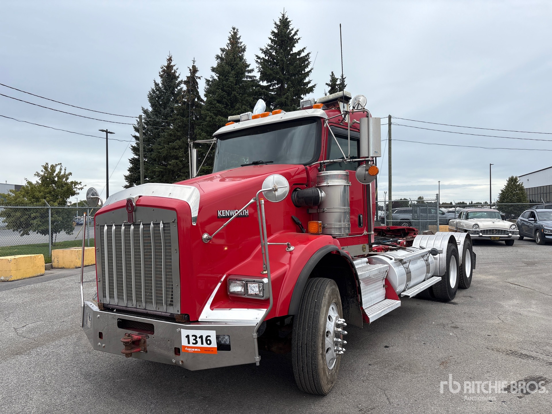 2020 International RH613