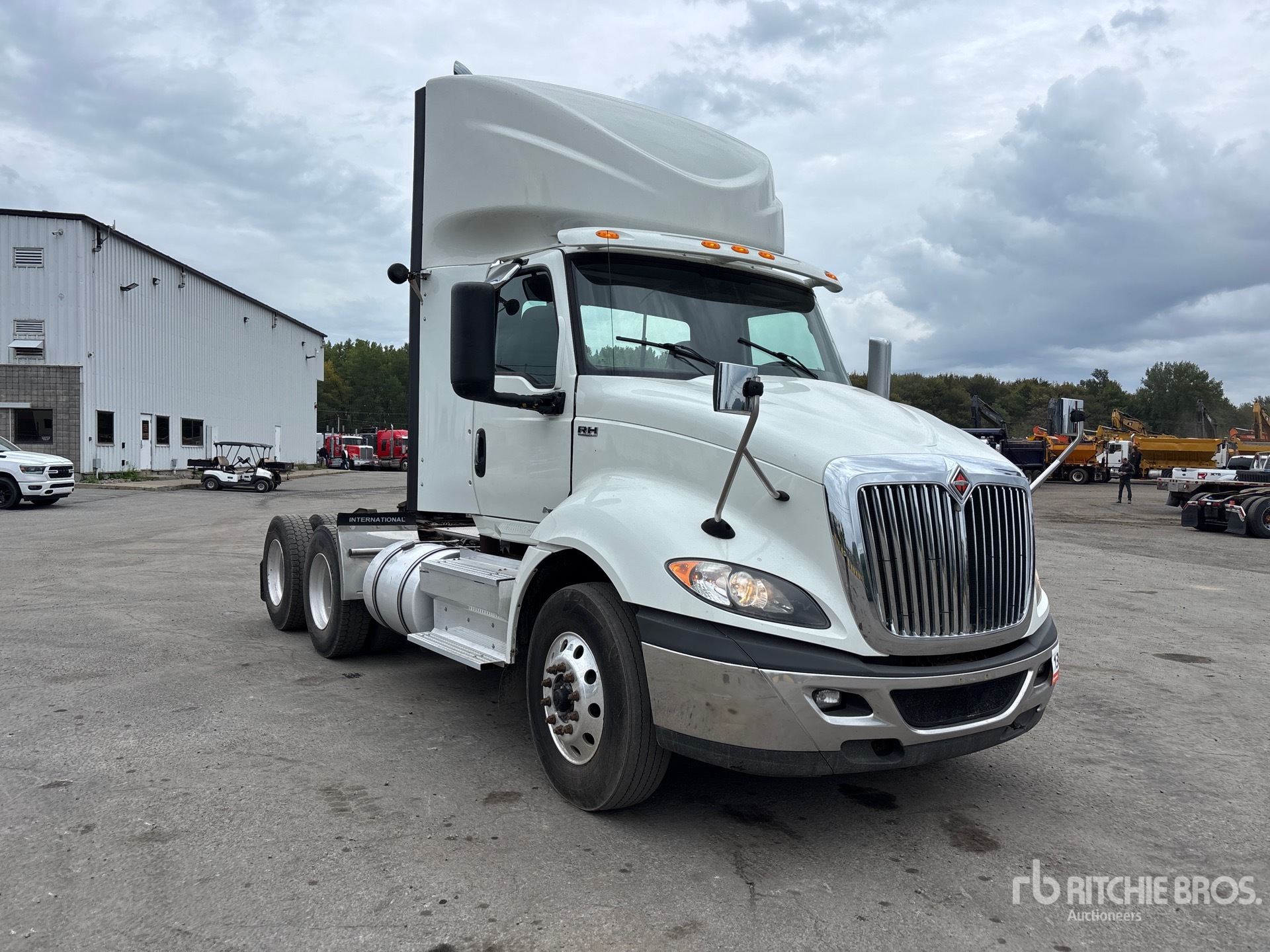 2020 International RH613