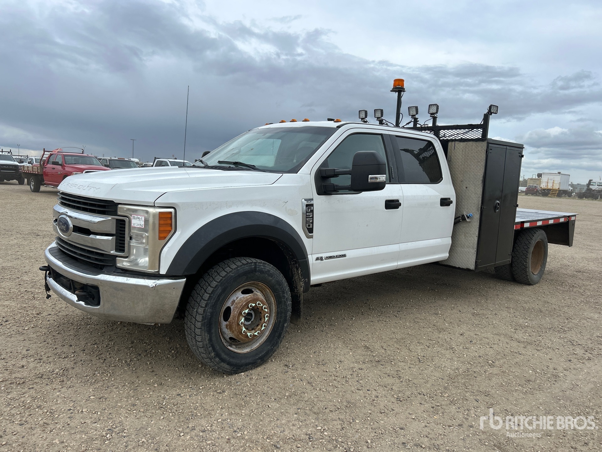 Photo of 2017 Ford F-550