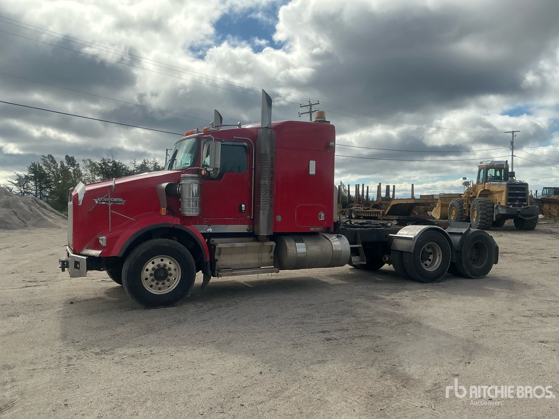 Photo of 2011 Kenworth T800