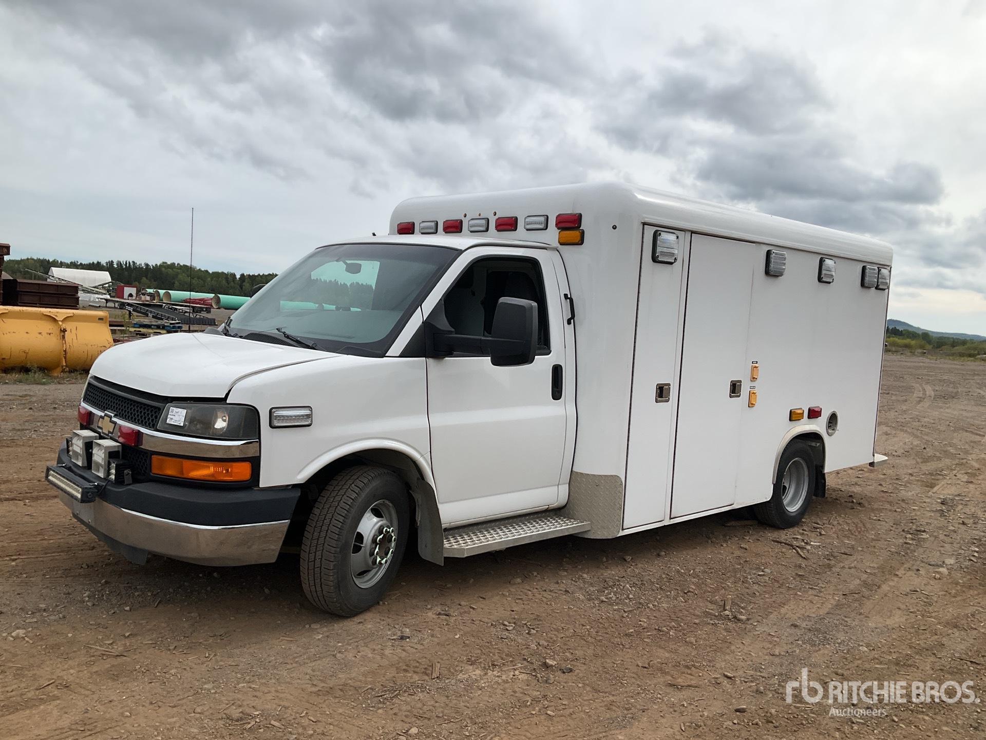 Photo of 2016 Chevrolet EXPRESS