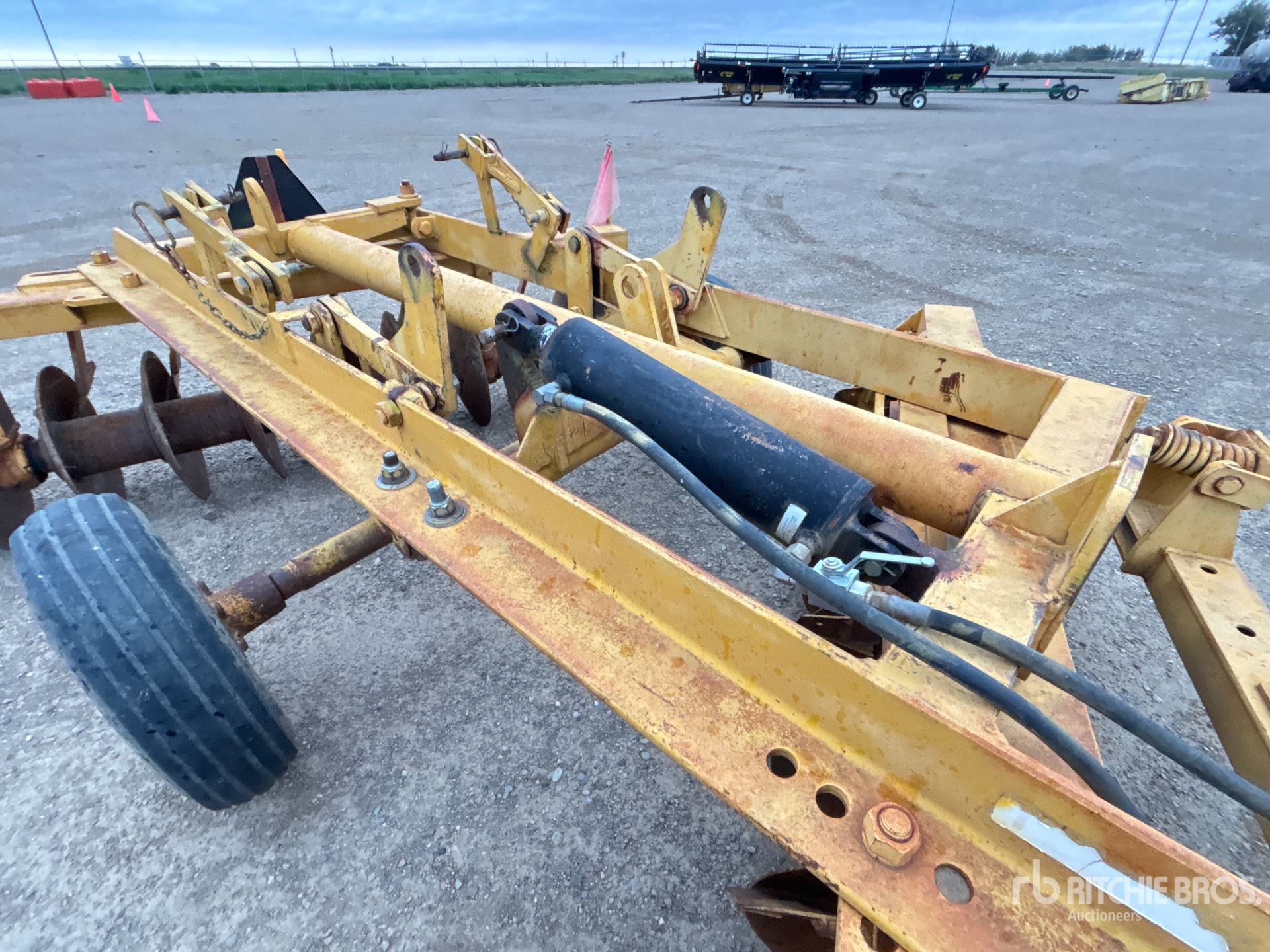 Rome 12 ft Offset Breaking