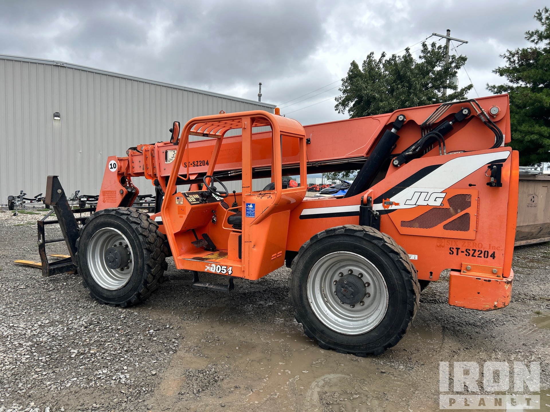 2013 Skytrak 10054