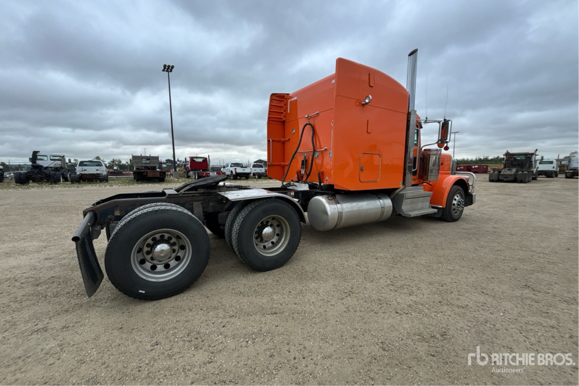 2019 Peterbilt 389