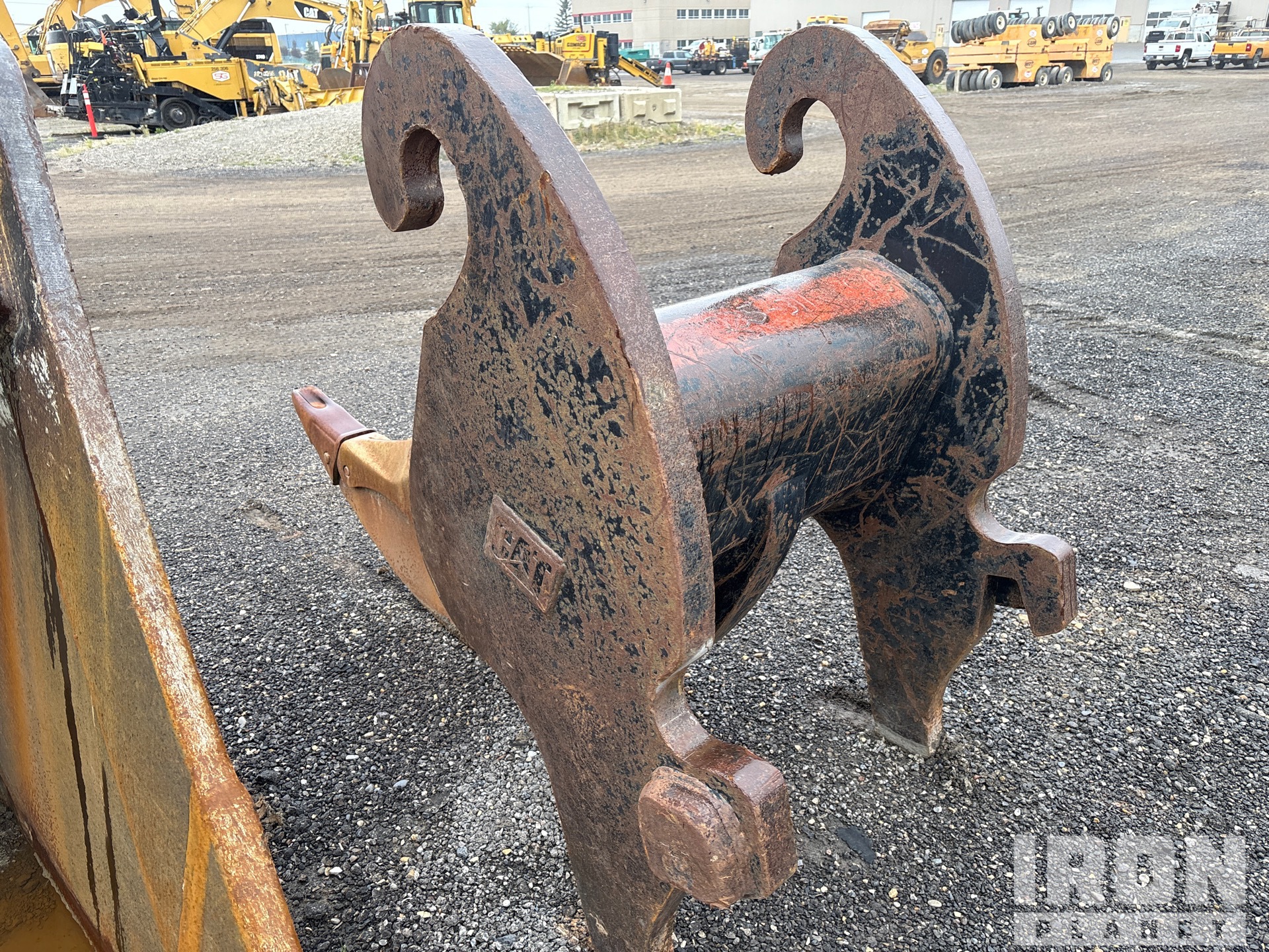 Caterpillar 60 in - Fits Cat 374D