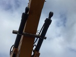 Hydraulics with Stick Cylinder
