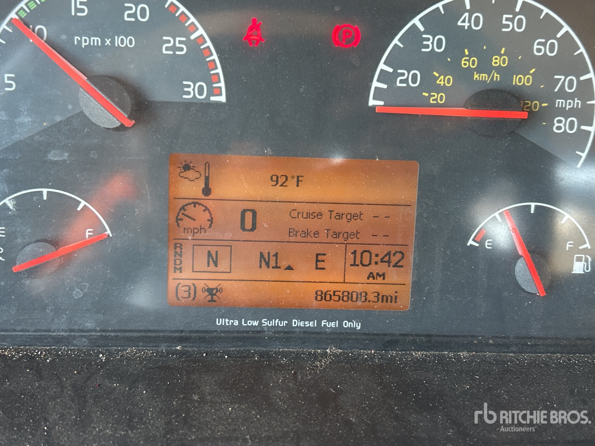 2016 Volvo VAH