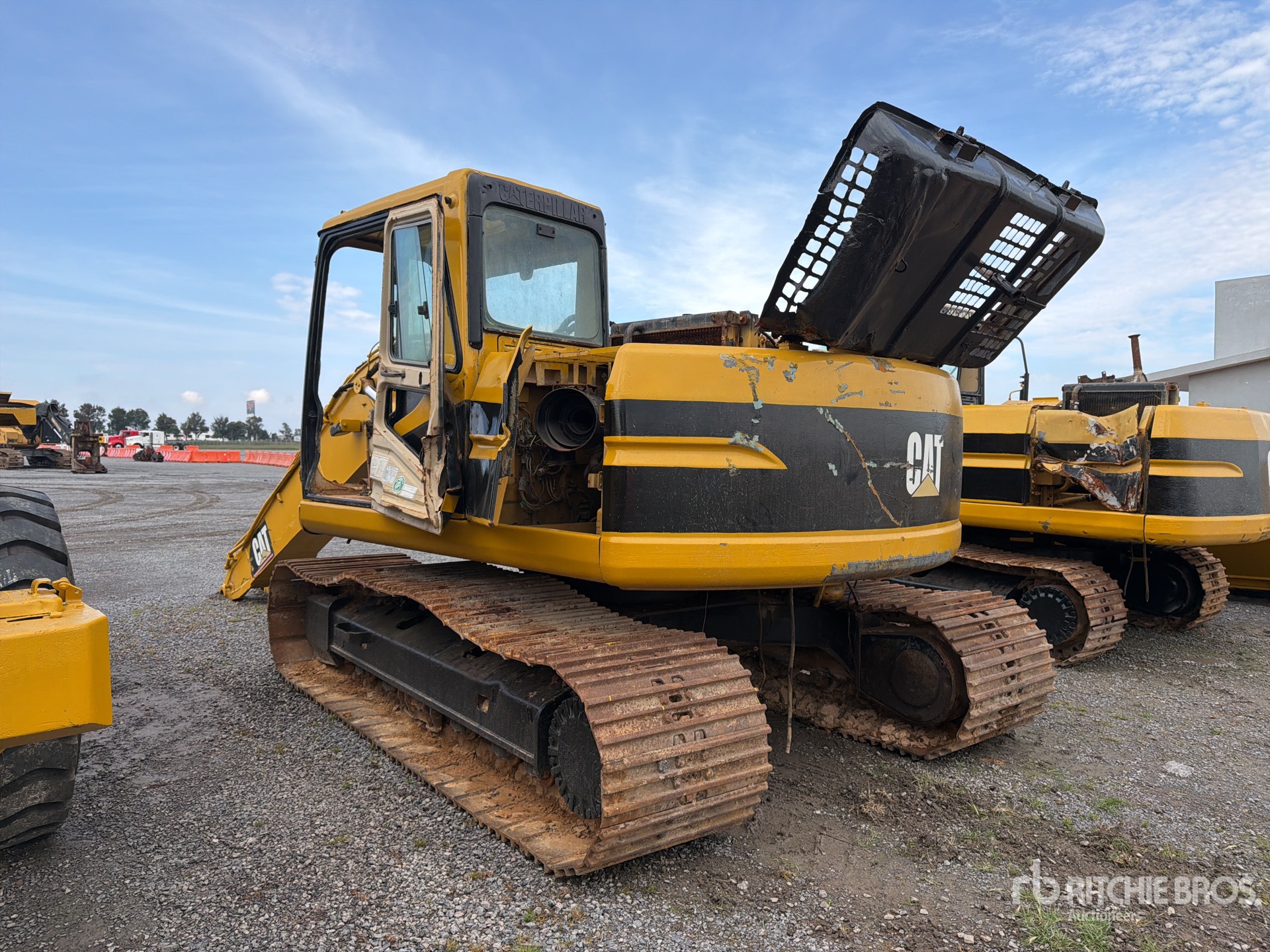 1999 Caterpillar 320B
