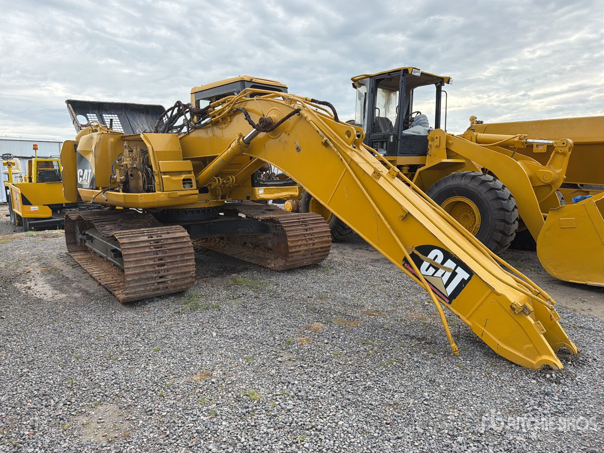 1999 Caterpillar 320B