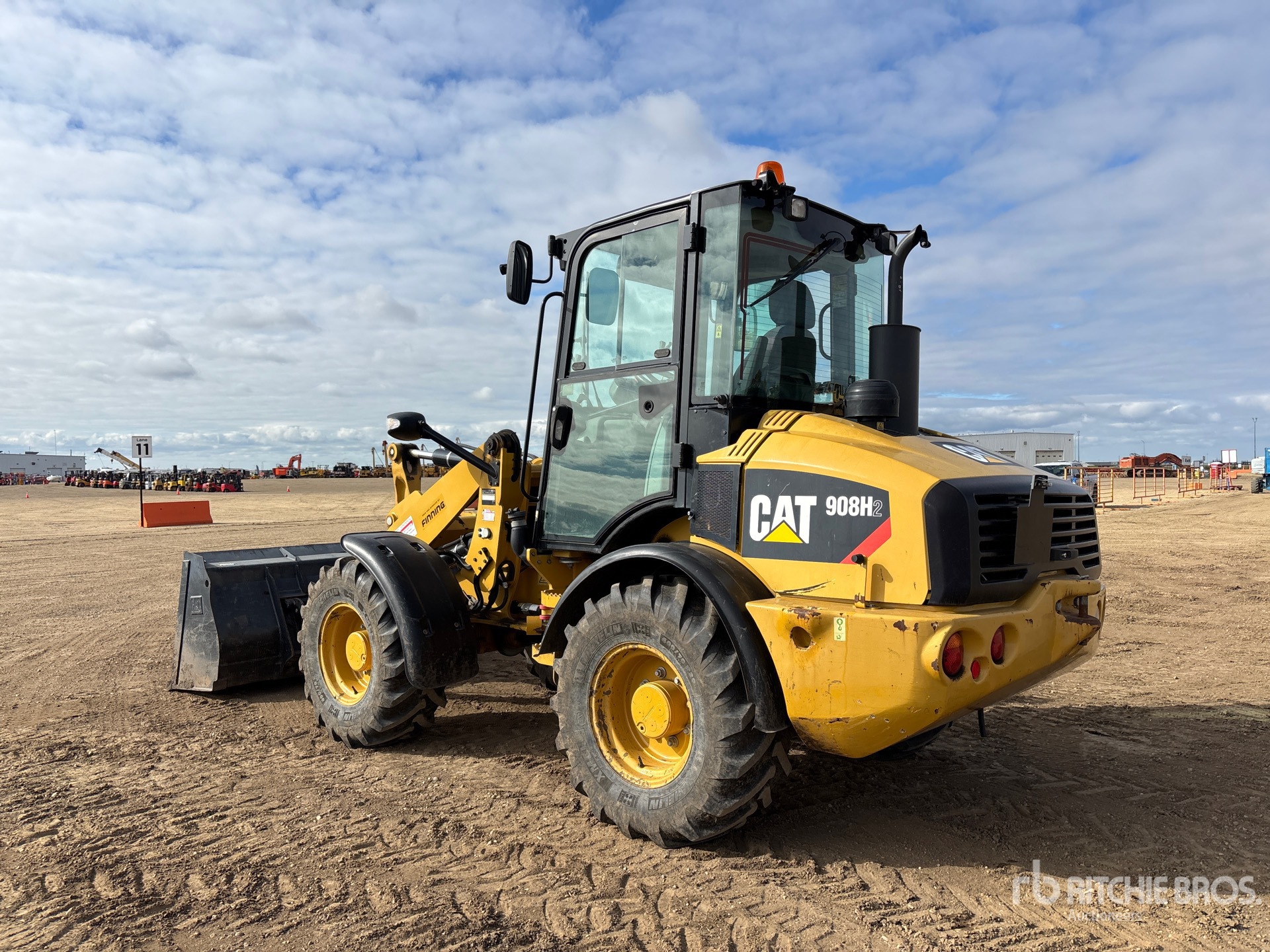 2014 Caterpillar 908H2