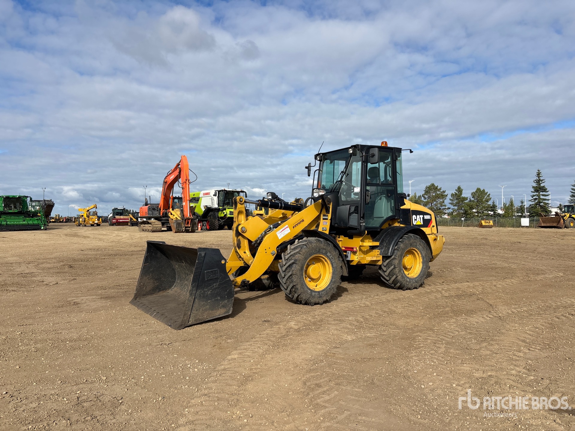 2014 Caterpillar 908H2