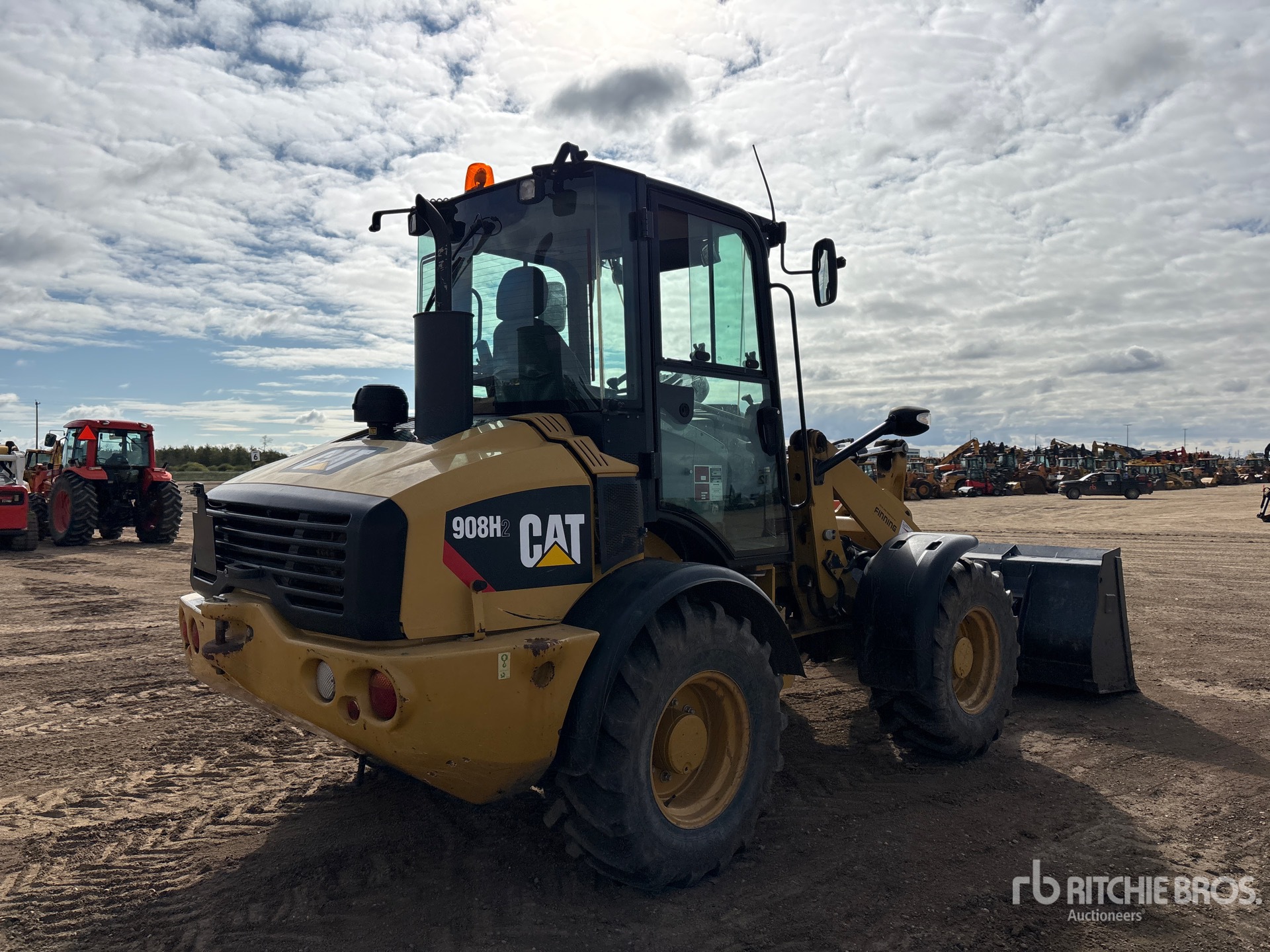 2014 Caterpillar 908H2
