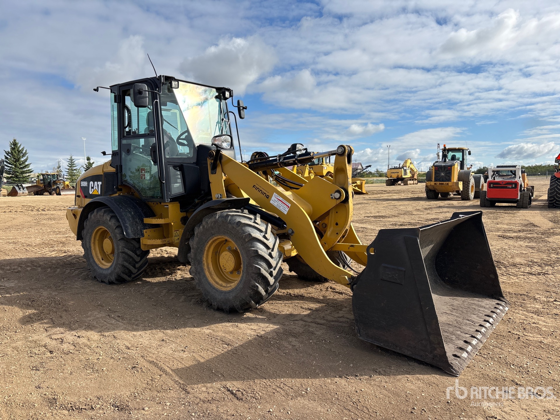 2014 Caterpillar 908H2
