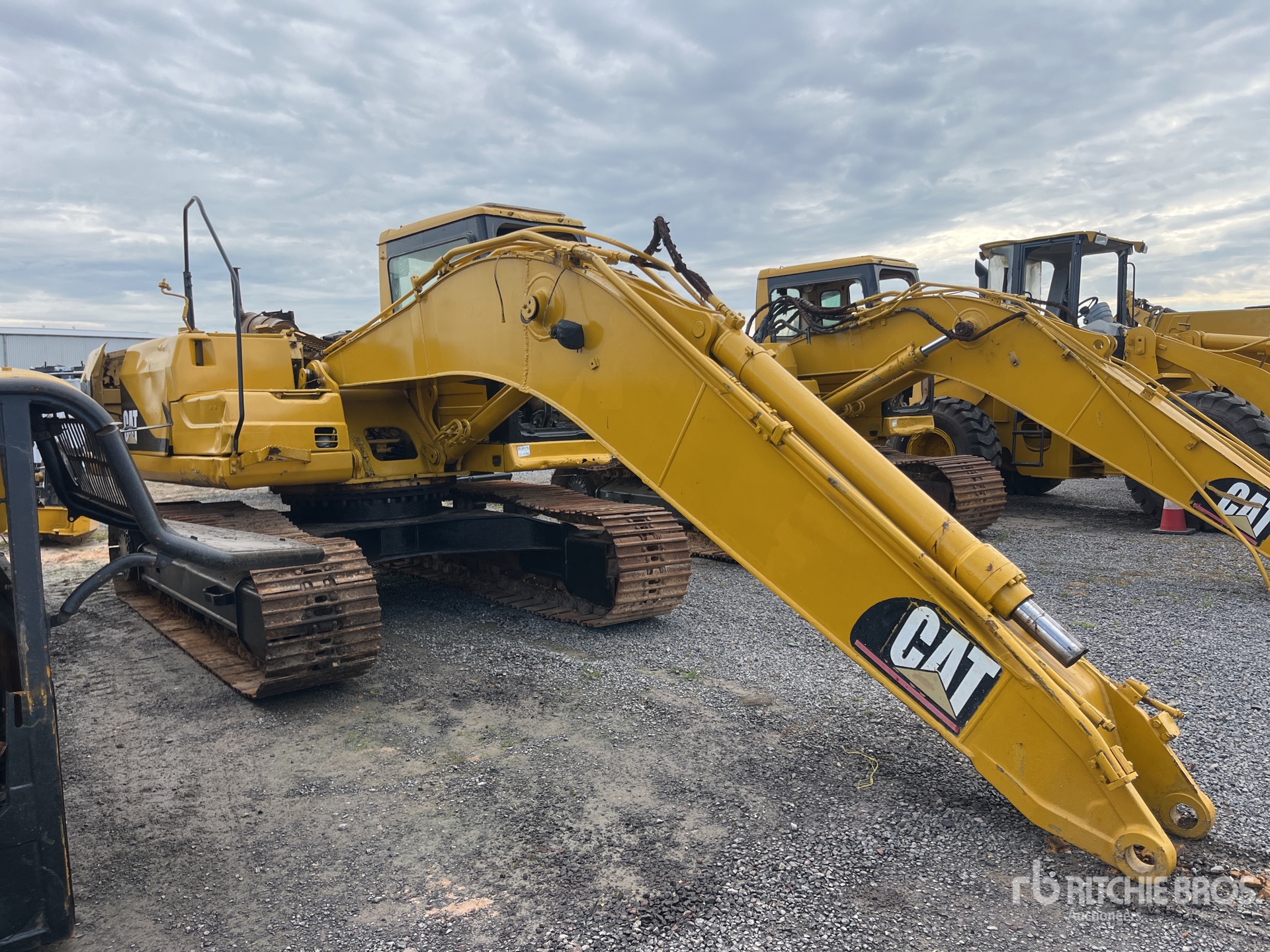 1998 Caterpillar 320B