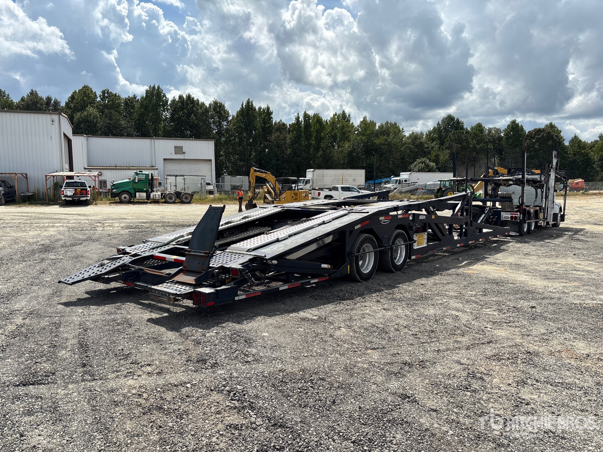 Volvo CAR CARRIER TRU