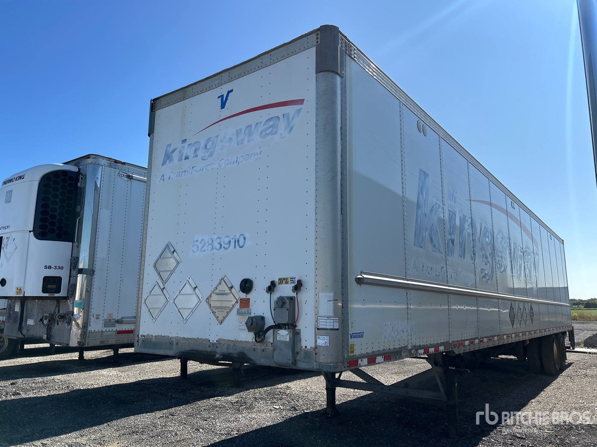 Photo of 2014 Vanguard 48 ft x 102 in T/A