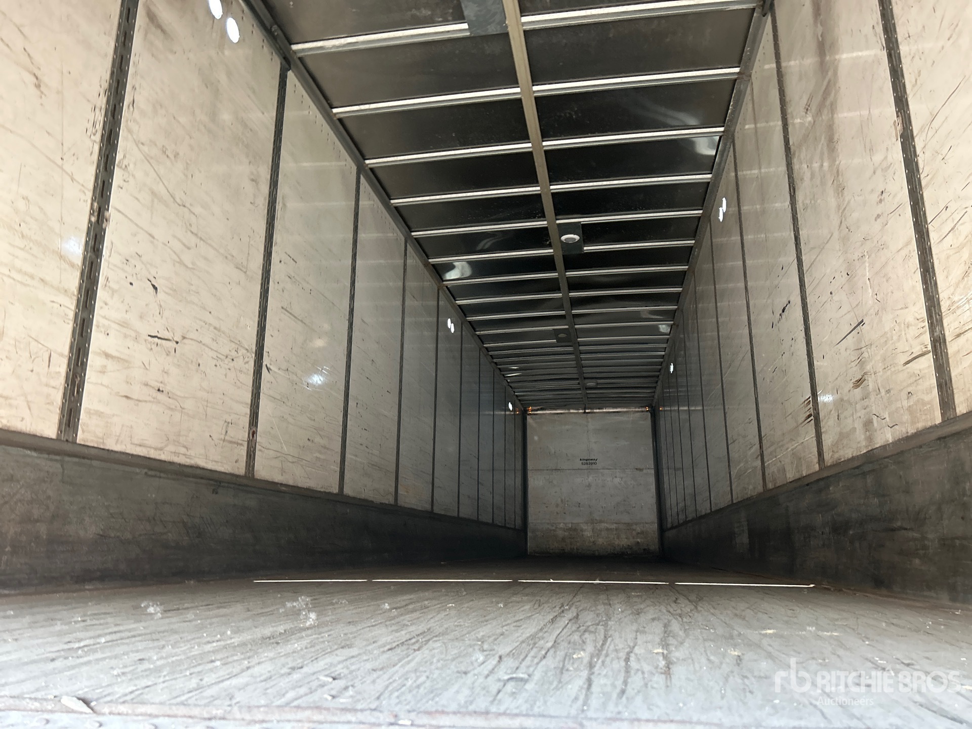 2014 Vanguard 48 FT X 102 IN T/A