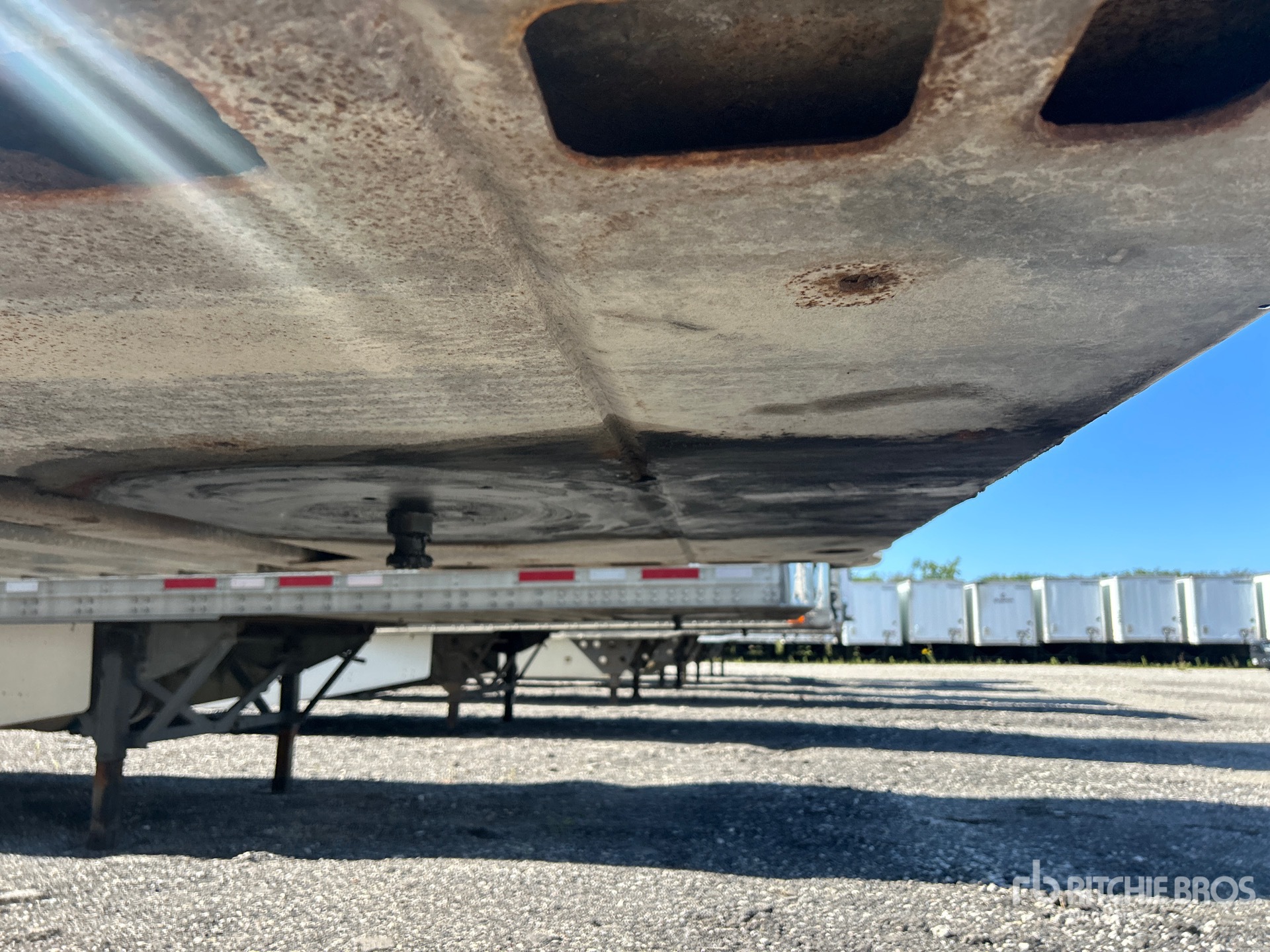 2014 Vanguard 48 FT X 102 IN T/A