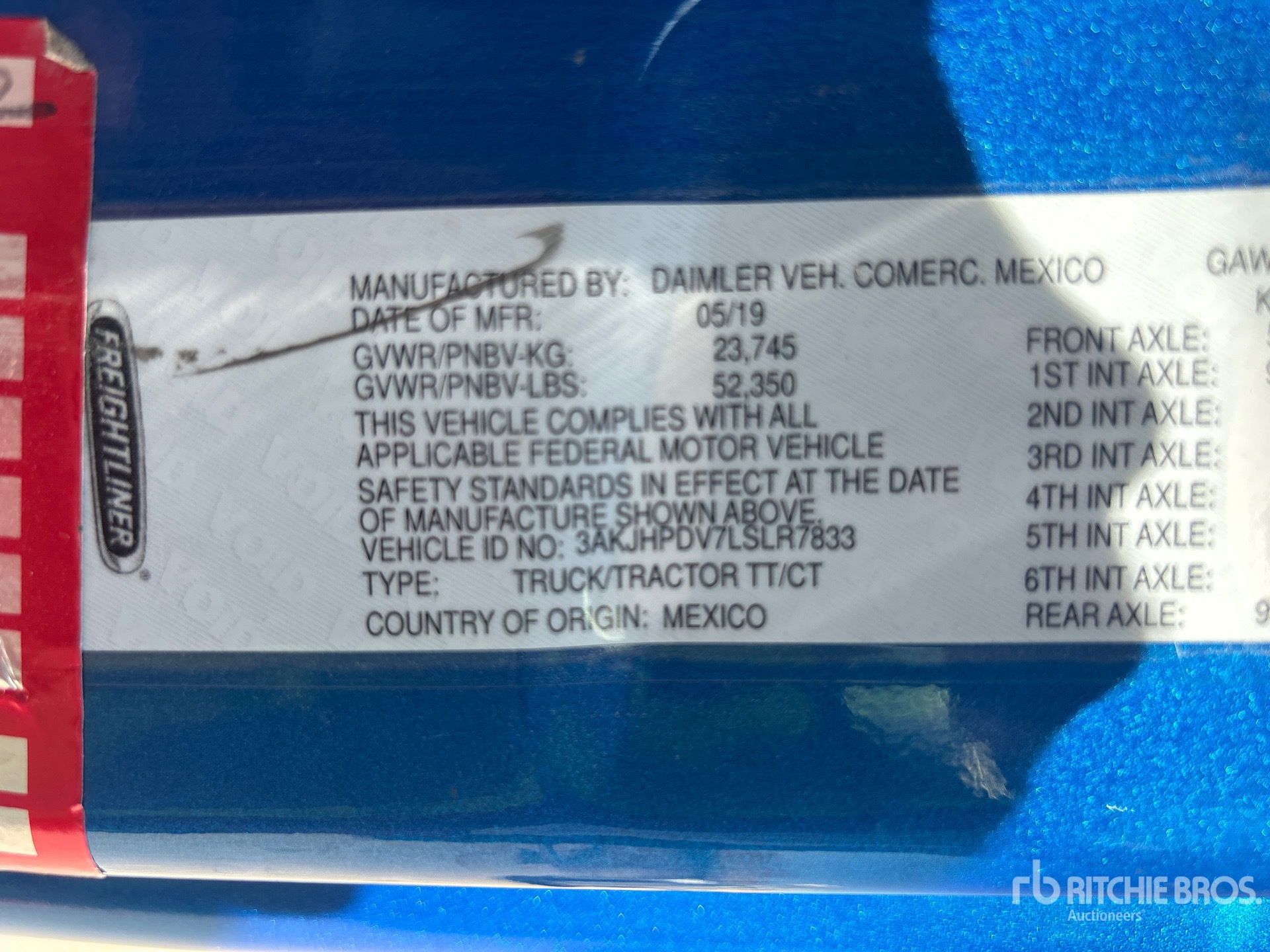 2020 Freightliner CASCADIA 116