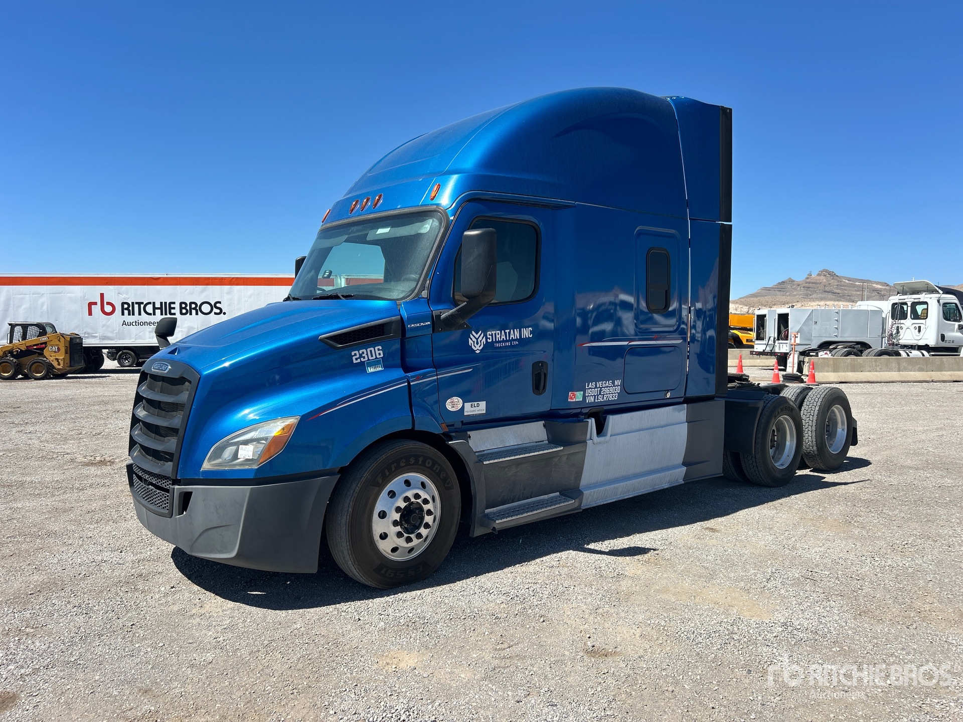 2020 Freightliner CASCADIA 116