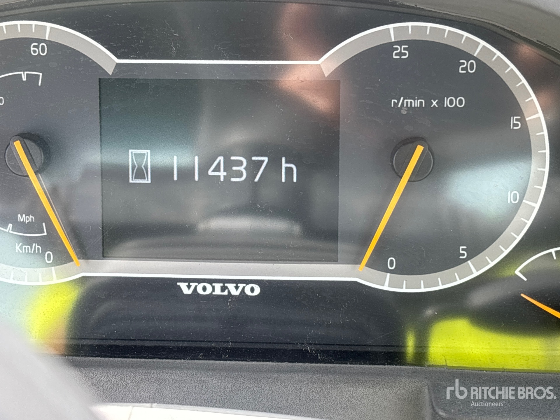 2014 Volvo L180